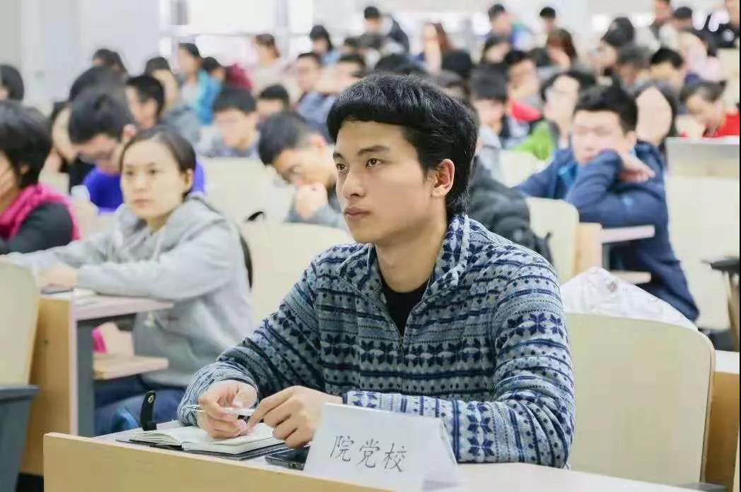 中国2019年新生人口_...2020年 426.52?-表情 二孩 政策出炉内情 中国未来人口超不